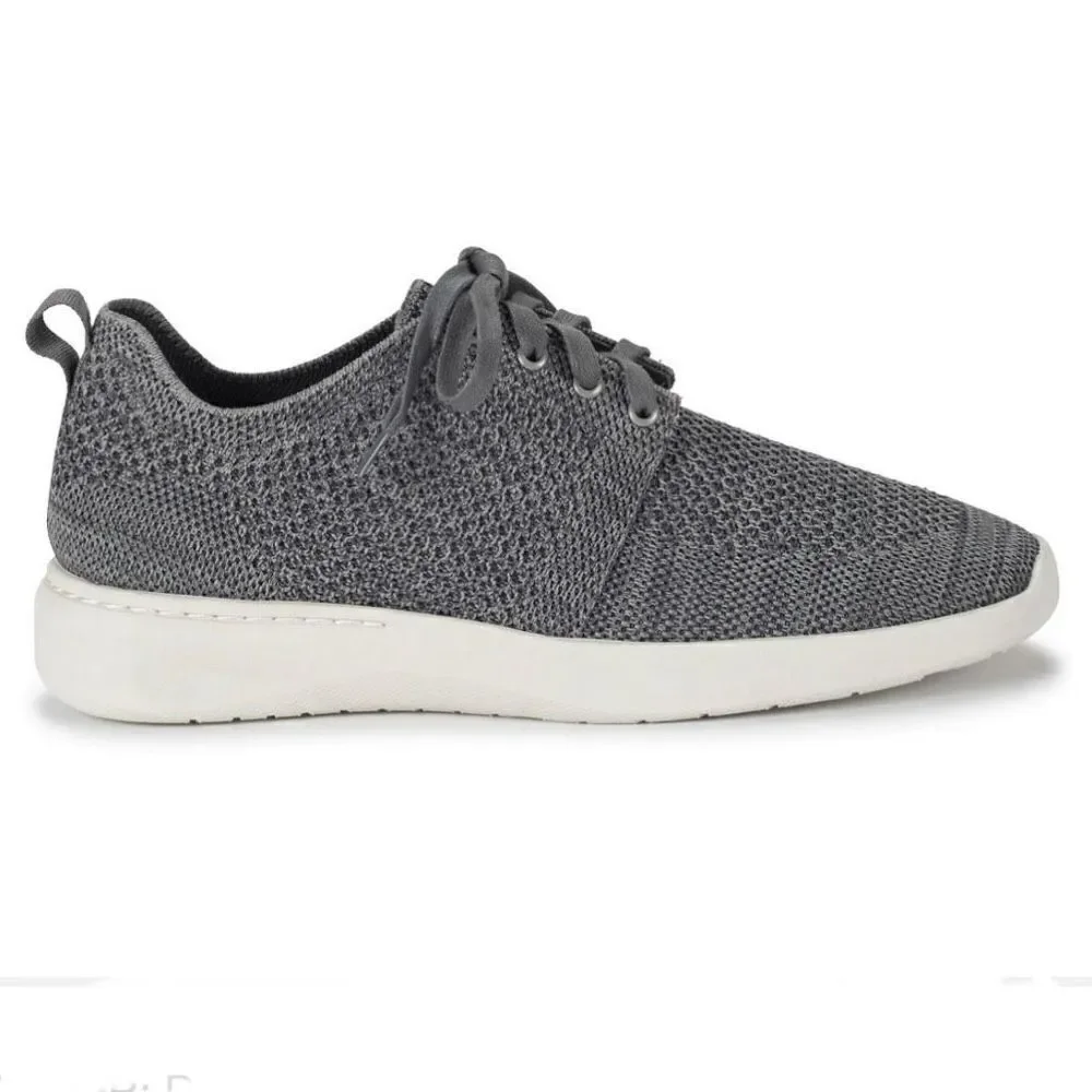 NWT Baretraps Sz 10 Men's Grey Blake Casual Sneakers with cushion impact System